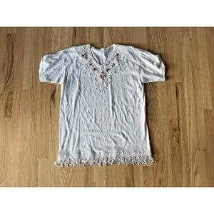 vtg 90s white tee tshirt fringe pearl floral applique lace grannycore large‎